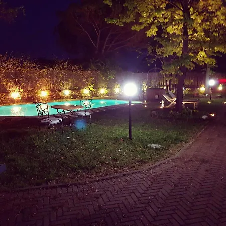 酒店 Con Piscina