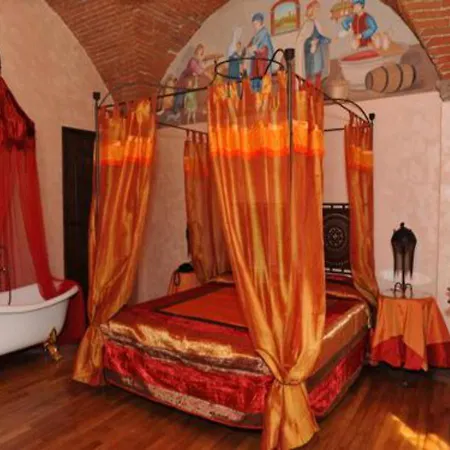 Con Piscina 5* Coriano